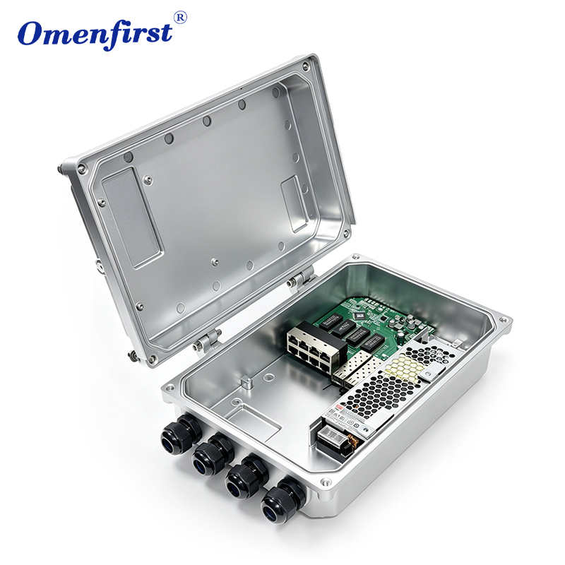 10G Sfp+ Switch 8 Port - IP67規格の屋外防水対応、8ポート、2.5G PoEスイッチ、10G SFP+アップリンク、ダイキャストアルミニウム製、産業用マルチギガビットネットワークソリューション。